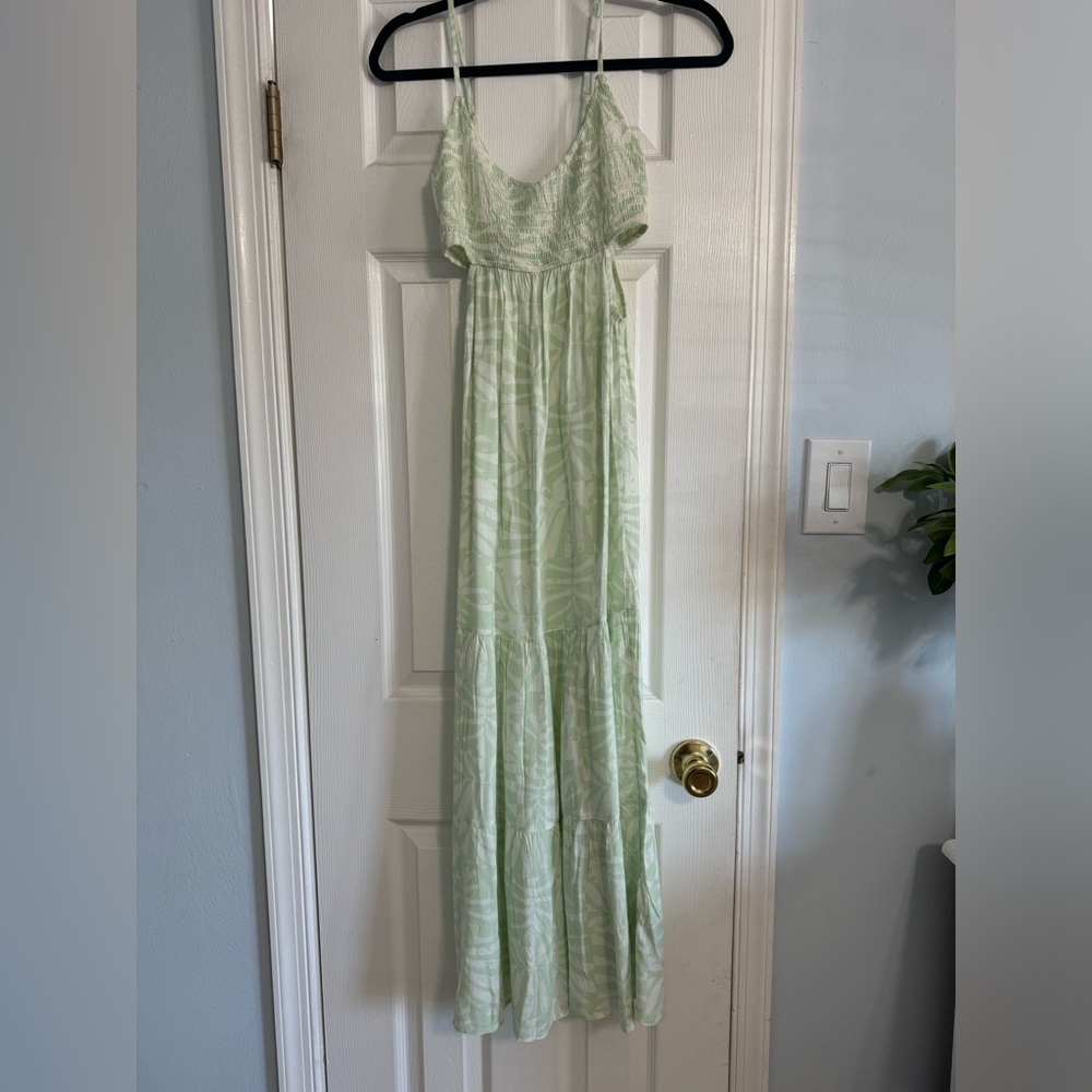 Roxy dress with cut out sides